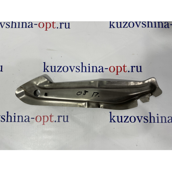 Усилитель брызговика правый (селетка) 2108 - 1
